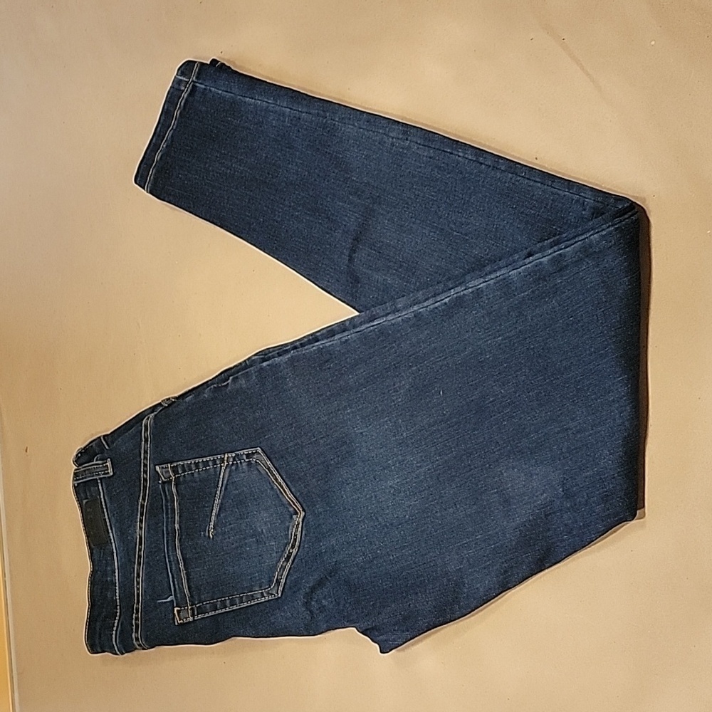 Jones New York Size 2 Madison Skinny Blue Jeans, Excellent Condition, Never Worn